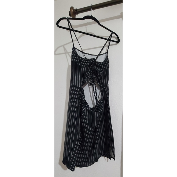 Black dress with white stripes - Picture 4 of 5